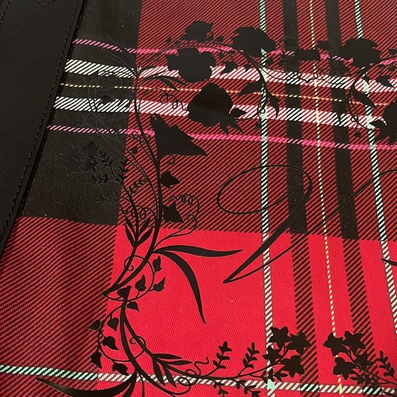 Victoria Secret plaid and botanical hand bag - Picture 3 of 13